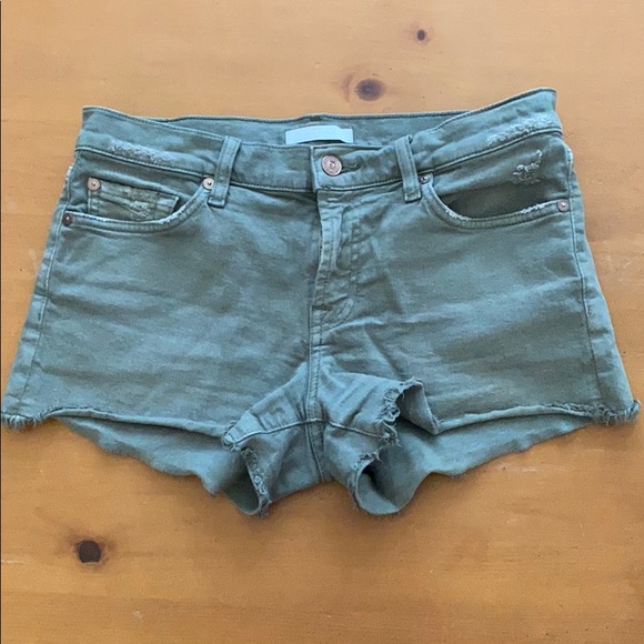 7 for All Mankind Denim Shorts - Picture 1 of 4